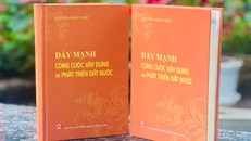 Cuốn sách "Đẩy mạnh công cuộc xây dựng và phát triển đất nước." Ảnh: CTV/Vietnam+