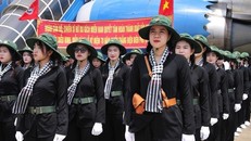 Đội hình diễu binh, diễu hành A80 hoàn thành nhiệm vụ, trở về đơn vị