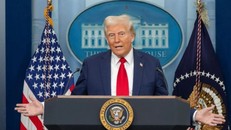 Mỗi người dân có thể nhận 2.000 USD "cổ tức thuế" từ chính quyền Tổng thống Trump