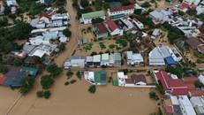 Miền Trung vẫn mưa lớn