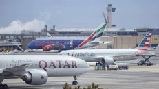 Ngành hàng không châu Á chao đảo trước cú sốc giá dầu