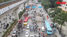 "Lô cốt" án ngữ trên nhiều tuyến đường Thủ đô