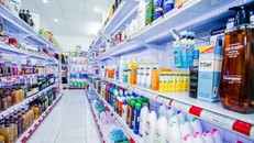 Hai triệu tỷ đồng được người Việt chi ra trong ba tháng đầu năm