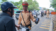 Xử lý hàng nghìn trường hợp vi phạm giao thông trong ngày đầu nghỉ lễ