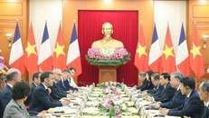 Tổng Bí thư Tô Lâm tiếp Tổng thống Pháp Emmanuel Macron thăm cấp Nhà nước tới Việt Nam (26/5/2025). Ảnh: Thống Nhất/TTXVN