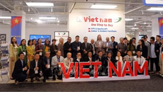 Gian hàng Việt Nam tại hội chợ.