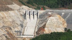 Vụ vỡ đường dẫn thủy điện: Chưa ai nhận trách nhiệm