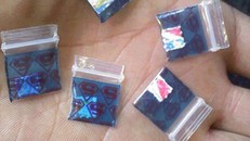 Những mảnh tem giấy có kích thước nhỏ được tẩm chất gây ảo giác với đủ loại hình thù có thể gây tử vong.