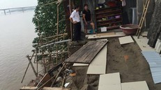 Hà Nội: Xử lý cấp bách nhiều điểm sạt lở bờ sông