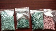 Nghệ An: Bắt giữ đối tượng mang 1.500 viên thuốc lắc đi tiêu thụ