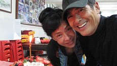 Châu Nhuận Phát 'tố' vợ đối xử tồi, bắt làm việc nhà, chỉ cho 2,4 triệu đồng tiêu vặt mỗi tháng