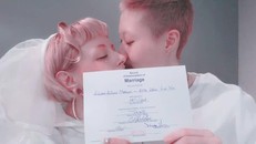 Con rơi của Thành Long trở về Hồng Kông sau khi kết hôn đồng tính