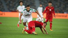 HLV Iraq bội phục tuyển Việt Nam sau trận thắng chật vật tại Asian Cup