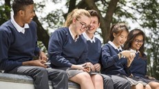 UNESCO và UNFPA khởi động hợp tác toàn cầu mới để thúc đẩy giáo dục giới tính toàn diện