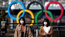 Diễn biến COVID-19 tiếp tục trở nên phức tạp hơn. (Ảnh: ABC News.)