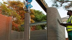 Đang hoạt động tại Malawi và Kenya, liên doanh 14Trees có thể xây dựng một ngôi nhà bằng công nghệ in 3D chỉ trong 12 giờ với chi phí chưa đến 10.000 USD. (Ảnh: CDC)