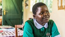 Những nam cố vấn nỗ lực hoạt động vì giáo dục cho trẻ em gái khuyết tật ở Kenya