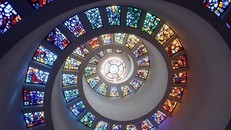 Những công trình kính màu đẹp nhất thế giới 