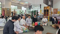 Workshop 'Lì xì Yêu thương' hướng dẫn phân loại rác và làm lì xì tái chế dành cho các võ sinh nhí 