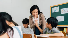 UNESCO: Thúc đẩy xóa nạn mù chữ thông qua đa dạng ngôn ngữ và giáo dục dựa trên tiếng mẹ đẻ 