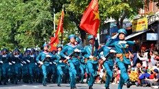 Hành trình ghi dấu ngày 30/4 tại TP. Hồ Chí Minh qua ống kính nhiếp ảnh gia quốc tế Raj Mayukh Dam