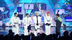 Tập 5 Anh Trai “Say Hi” 2025: Team đội trưởng B Ray mang câu chuyện “tình yêu” của các thành viên lên sân khấu Live Stage 2