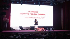 Nhìn lại sân khấu truyền cảm hứng trong sự kiện TEDxAJC 2026 
