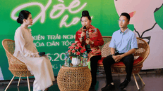 Nghệ nhân dân gian Hoàng Thị Văn chia sẻ về ý nghĩa của nghệ thuật Xòe Thái và những giá trị cộng đồng được gìn giữ qua nhiều thế hệ. (Ảnh_ BTC)