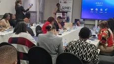 Các báo cáo mới phơi bày thực trạng đáng báo động đối với nữ nhà báo tại Zimbabwe