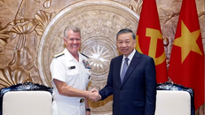 Tổng Bí thư Chủ tịch nước Tô Lâm tiếp Đô đốc Samuel Paparo, Tư lệnh Bộ Chỉ huy Thái Bình Dương (Hoa Kỳ). (Ảnh: Thống Nhất/TTXVN)