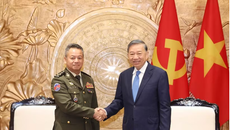 Tổng Bí thư, Chủ tịch nước Tô Lâm tiếp Đại tướng Tea Seiha, Ủy viên Ban Thường vụ CPP, Phó Thủ tướng, Bộ trưởng Quốc phòng Campuchia. (Ảnh: Thống Nhất/TTXVN)
