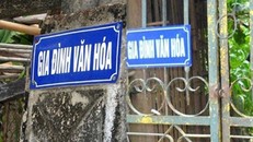 Nên trao tặng danh hiệu gia đình ‘chưa văn hóa’