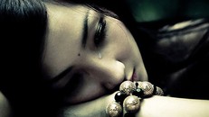 Tâm sự đau đớn của người đàn bà đẹp mà đa đoan