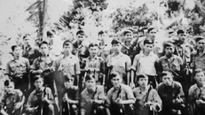 Hồi hộp nghe kể về hành trình đào hầm 70m, vượt ngục bằng... muỗng