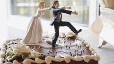 Chàng trai bỏ của chạy lấy người vì bạn gái là 'yêu nữ hàng hiệu'