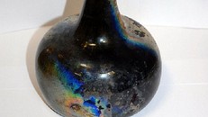 Bí mật ẩn giấu trong chiếc bình cổ 300 năm tuổi