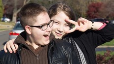 Kỳ lạ người mẹ chủ động thay đổi giới tính cho con mình