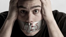 Gã trai lõi đời 'chăn rau' ngã ngửa vì bị 'rau non' chăn lại