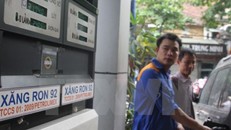 Chính thức giảm thuế nhập khẩu dầu từ ngày 18/3