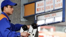 Hôm nay, giá xăng sẽ tăng 1.000 đồng/lít?