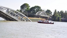 Vụ sập cầu Ghềnh: Hai tài công đối diện với mức án 15 năm tù