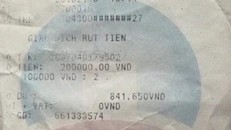 Vietcombank bị tố ATM 'nuốt' tiền và bồi hoàn quá lâu