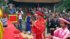 Giỗ tổ Hùng Vương: Dâng 100 lễ vật lên Quốc Mẫu Âu Cơ