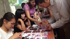 Mãn nhãn với đá quý cả tỷ đồng khi đến 'phố ngọc' ở Yên Bái