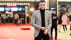 Đứng ngồi không yên vì Vĩnh Thụy là host đầu tiên của The Face