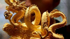 Ý nghĩa của tượng rồng bằng vàng ròng ở Châu Á