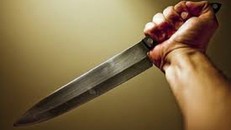 Con rể cầm dao đâm bố vợ trọng thương trong đêm