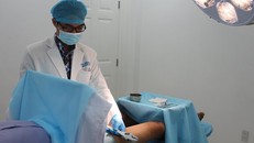 Nam thanh niên nhập viện vì thủ dâm bằng mỏ lết