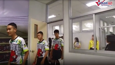 Đội bóng Thái Lan bình phục thần kỳ, chơi bóng trước họp báo