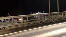 Cầu Bãi Cháy nơi a V. định nhảy cầu tự tử. 